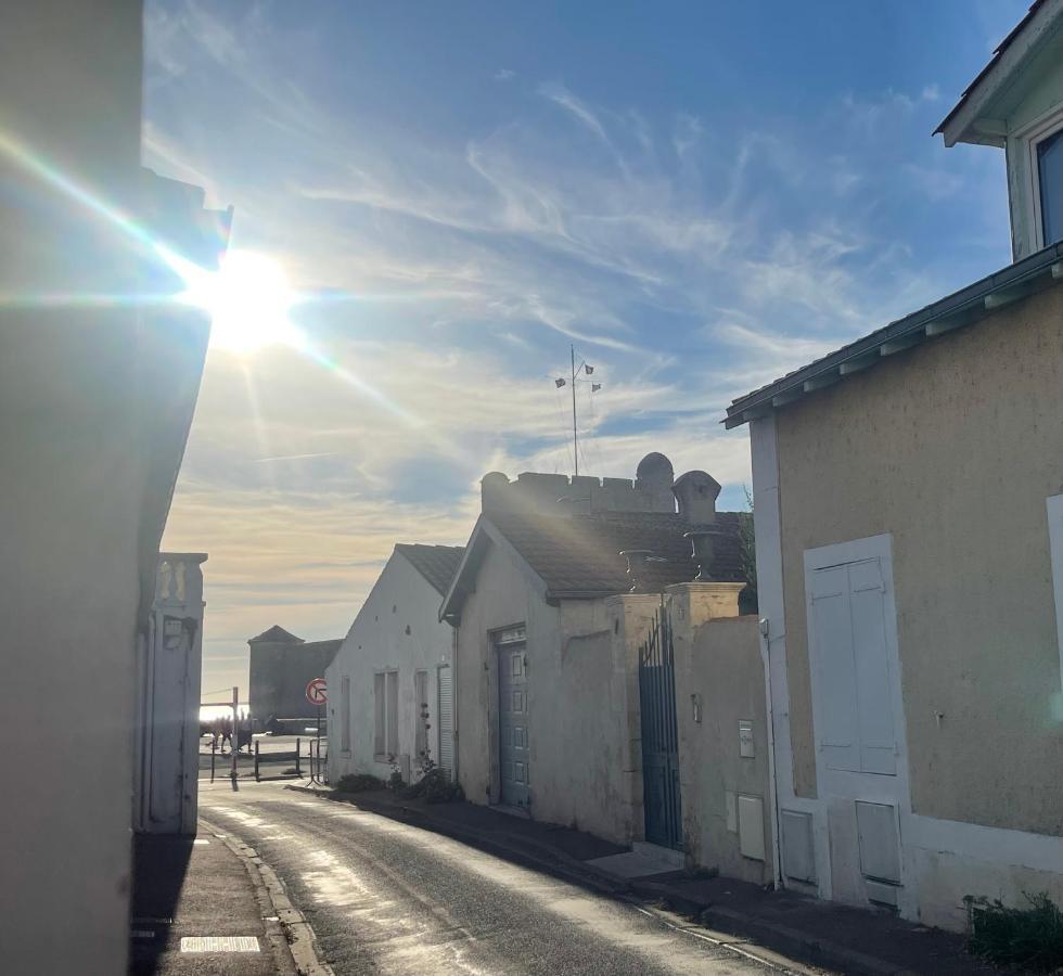 Appt Fouras Centre Ville 50M De La Mer Luaran gambar